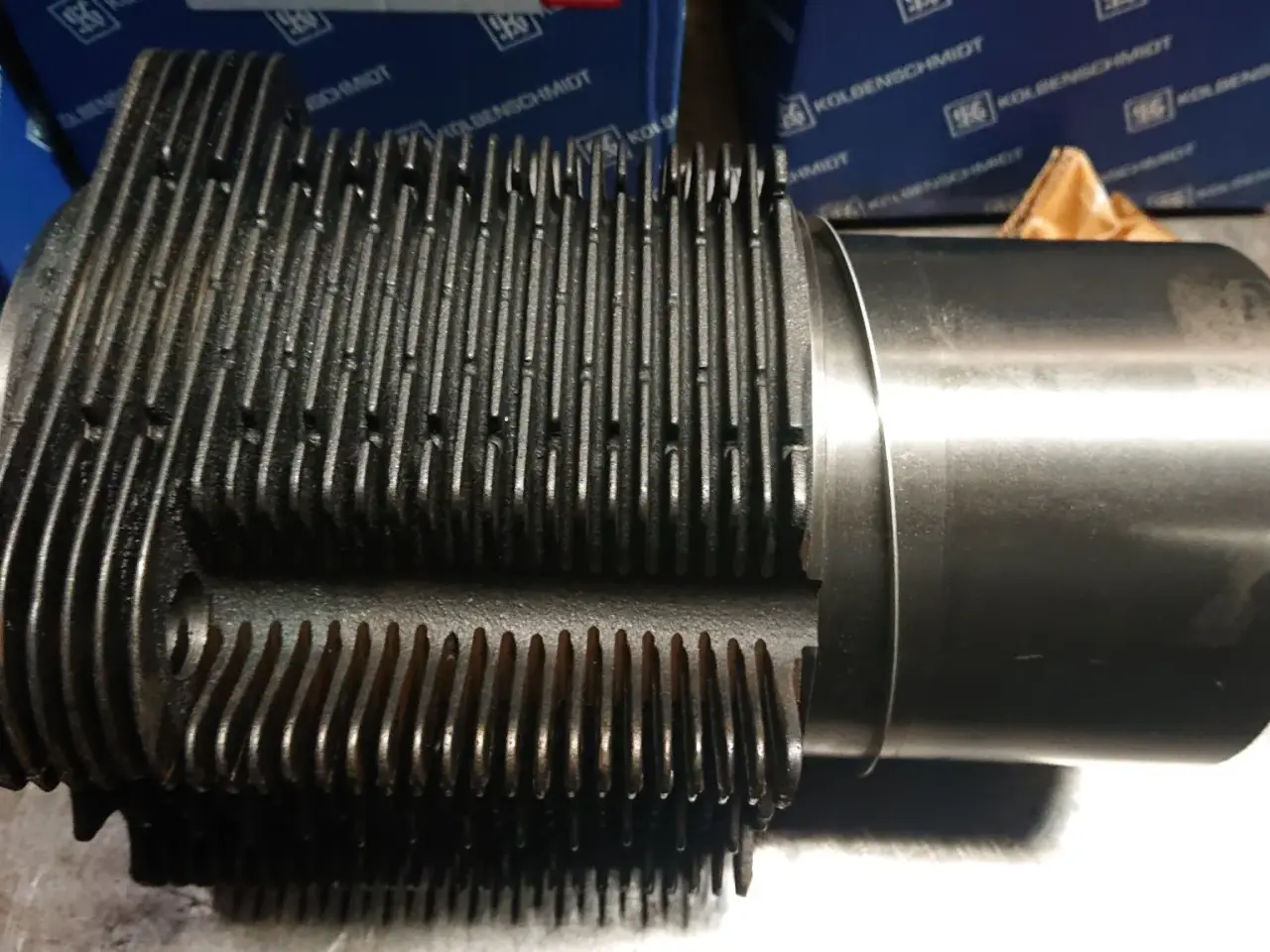 Billede 3 - Deutz 912 stempel / cyl sæt original kvalitet