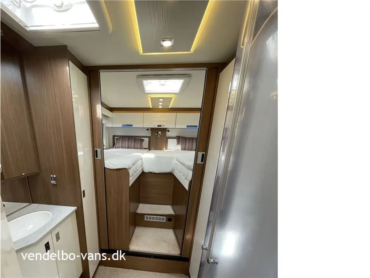 Billede 8 - 2016 - Bürstner Elegance I 910 G   Elegance - Danmarks mest velholdte autocamper