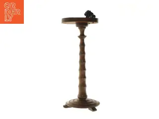 Piedestal i massiv eg(str. 56 cm)