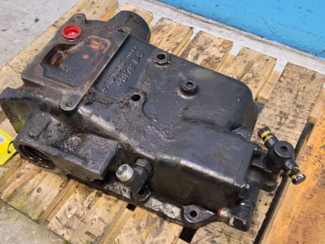 Billede 10 - New Holland T6030 Dæksel 47126510