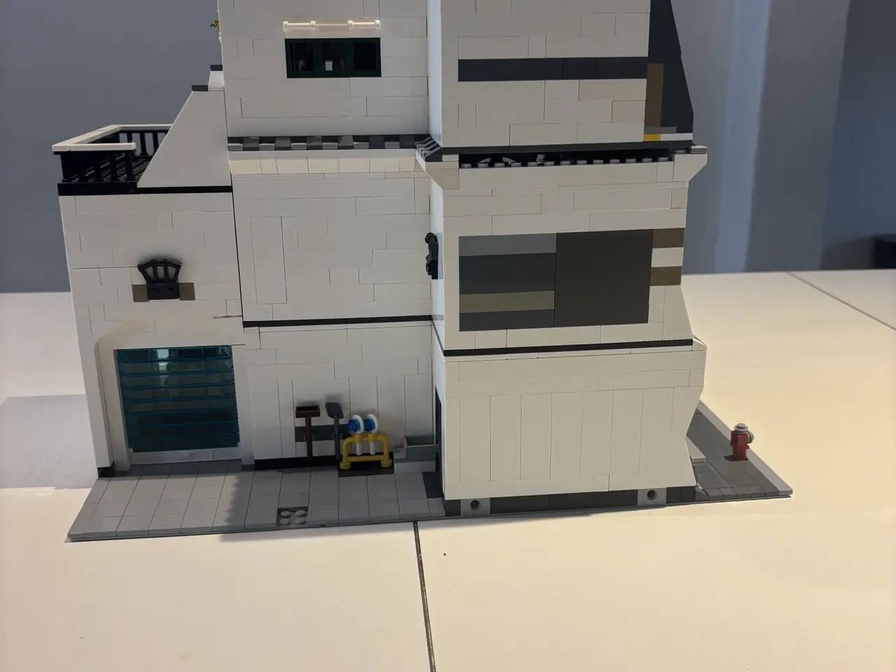 Billede 6 - LEGO politistation.