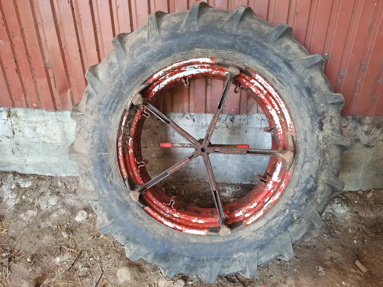 Billede 2 - tvillinhjul til traktor