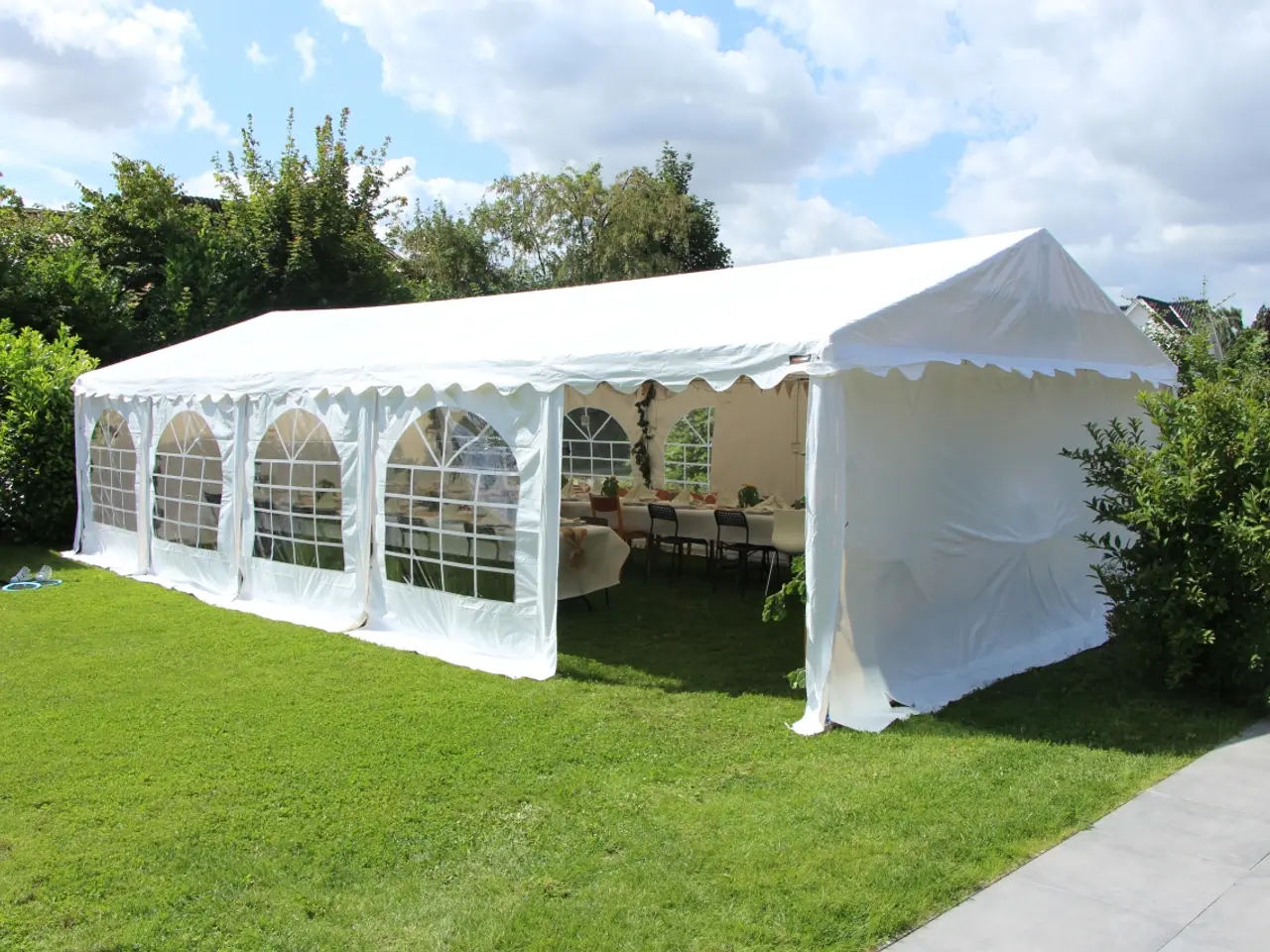 Billede 1 - Festtelt 5x10