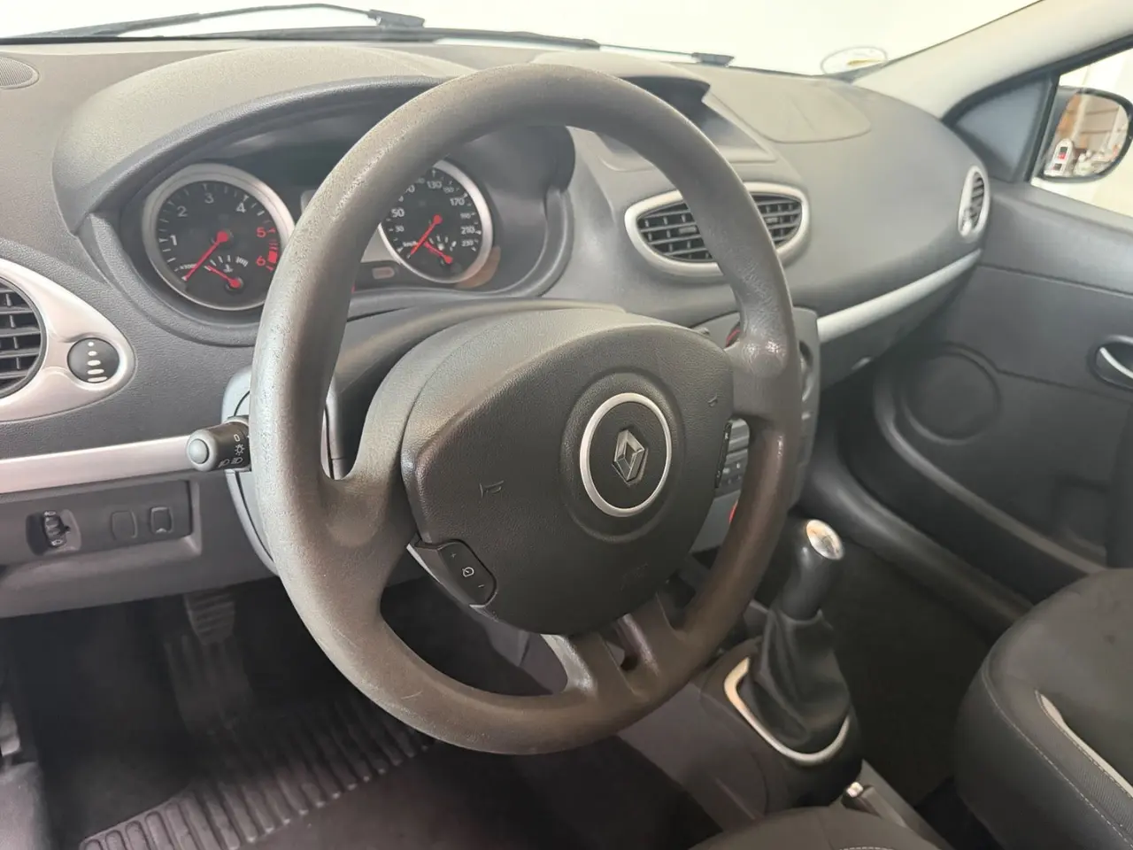 Billede 5 - Renault Clio III 1,5 dCi 75 Authentique