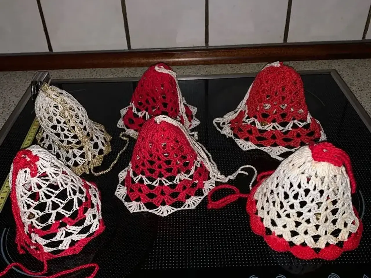 Billede 1 - Hæklede juleklokker