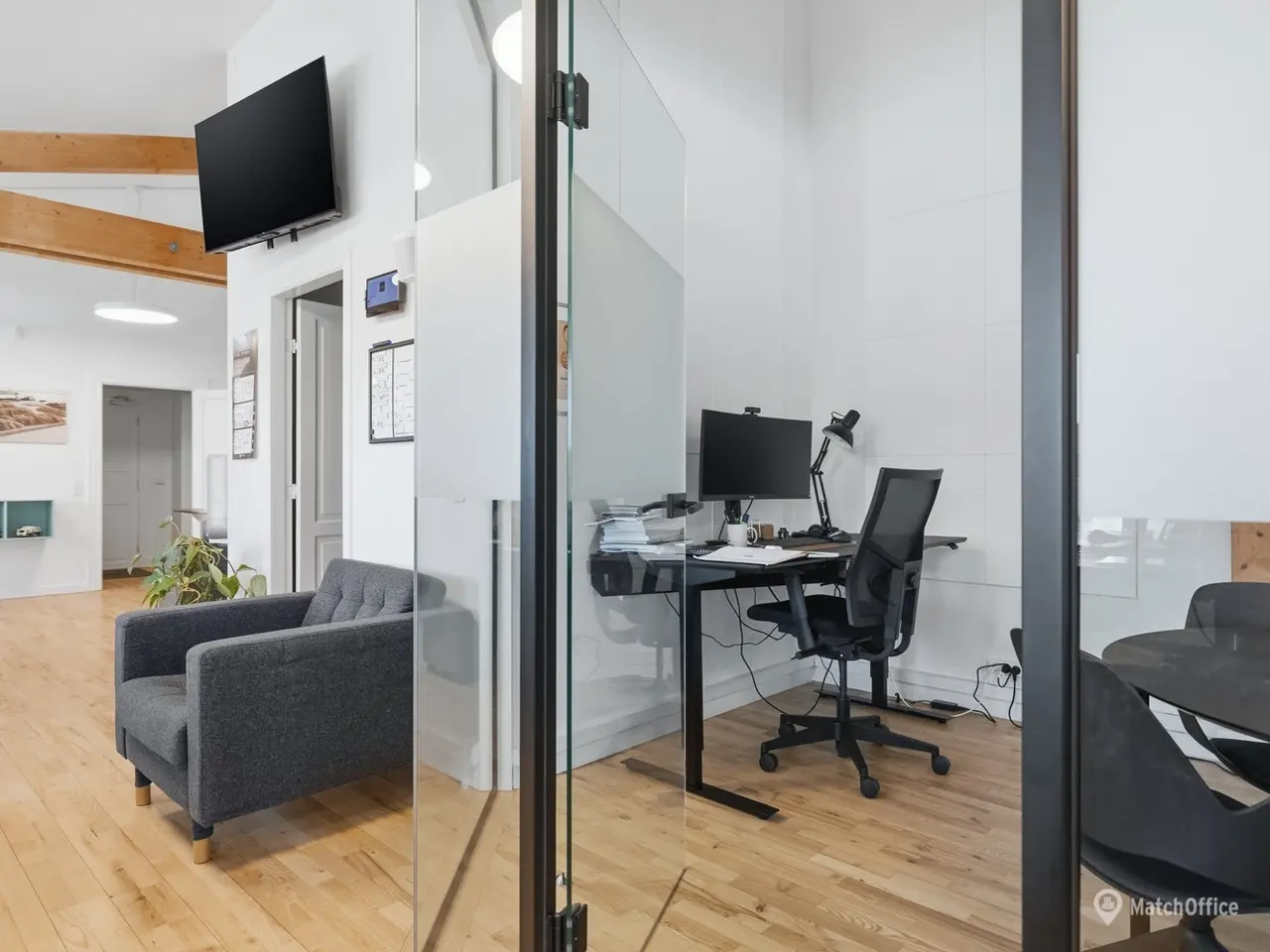 Billede 8 - Lyst og moderne kontor med fine detaljer