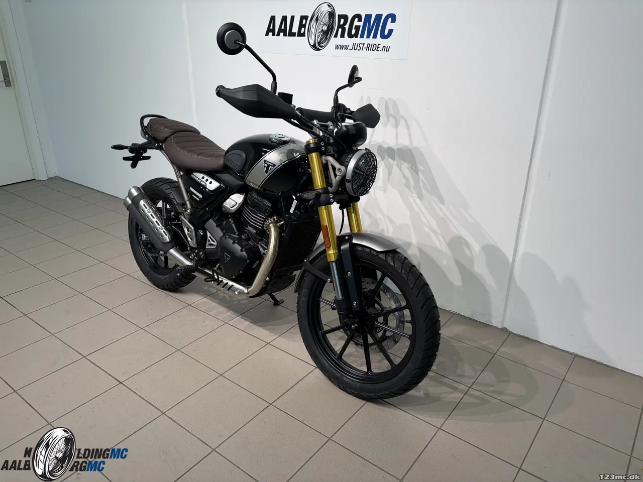 Billede 5 - Triumph Scrambler 400 X PHANTOM BLACK / SILVER ICE