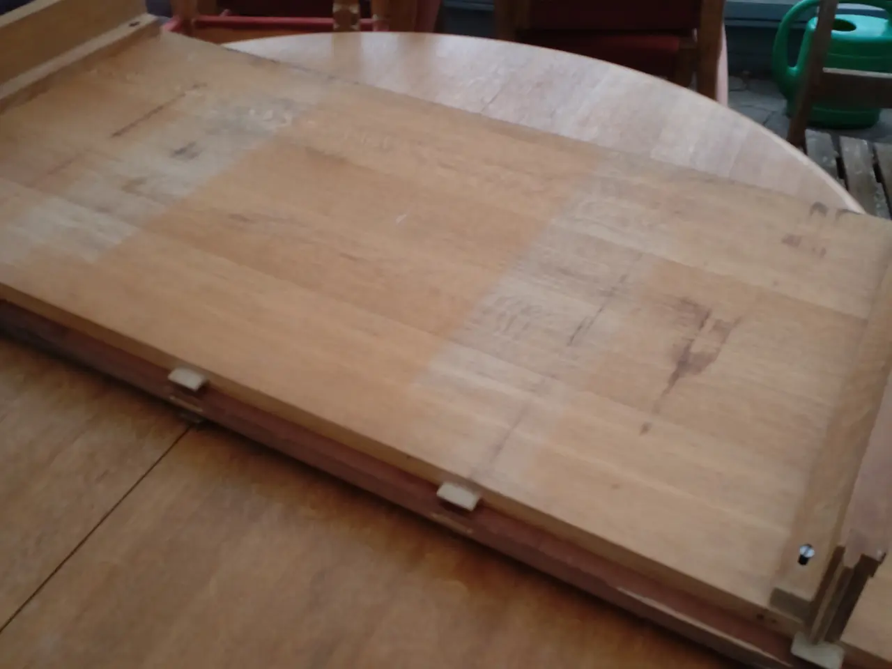 Billede 2 - Spisebord med 6 polstret stole