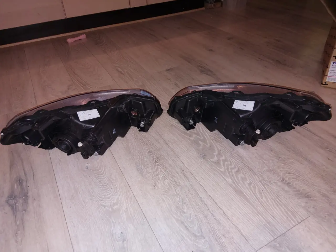 Billede 2 - Suzuki SX4 forlygter.