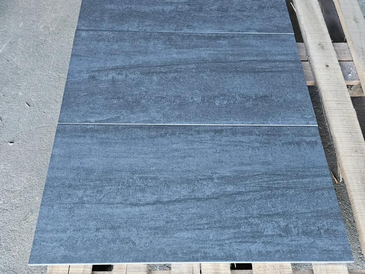 Billede 1 - Gulv- og vægklinke Mørkegrå 30x60 cm