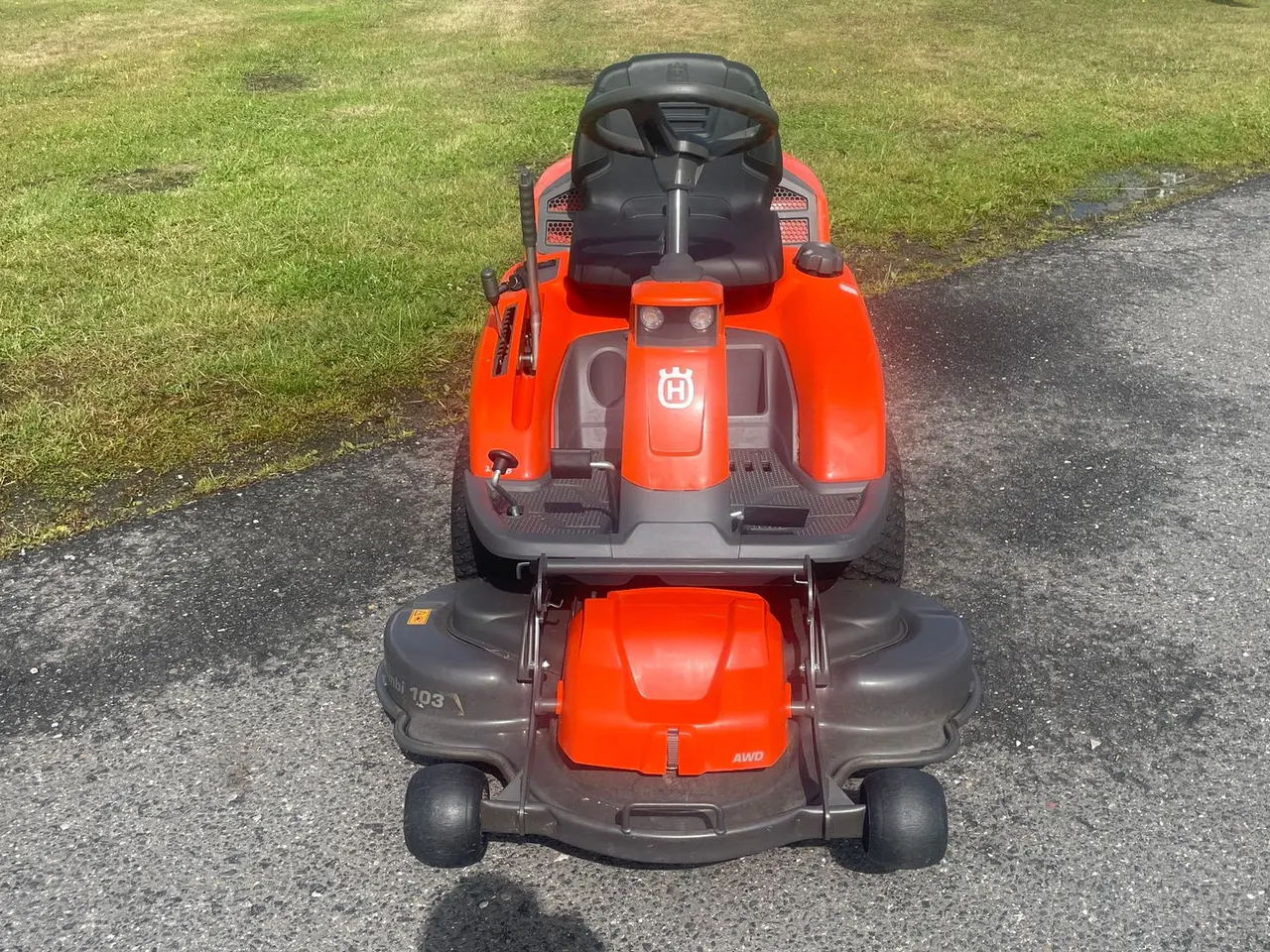 Billede 2 - Husqvarna R216T Awd 103cm