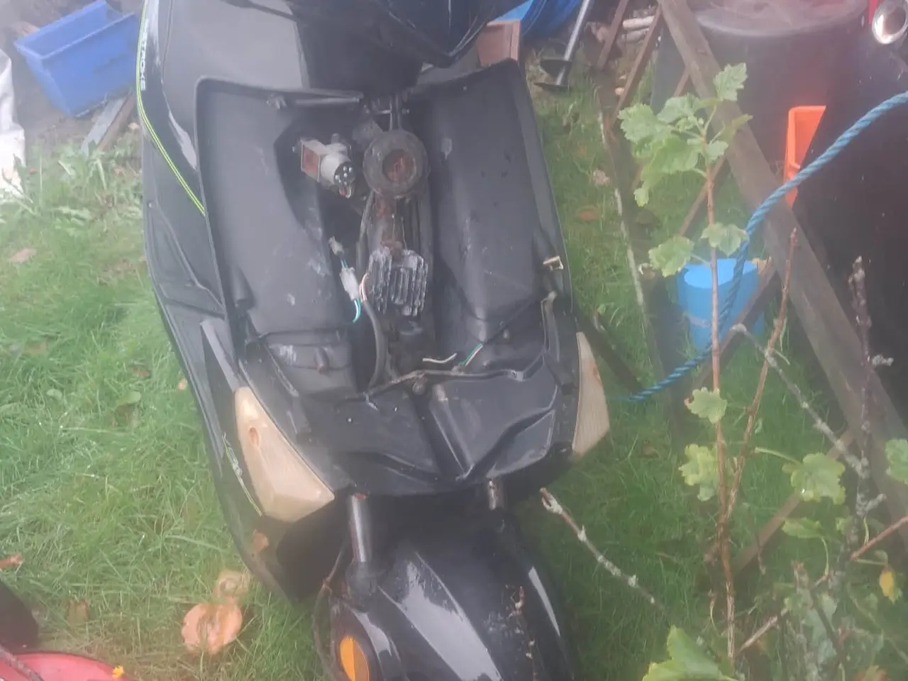 Billede 2 - Ældre scooter sælges