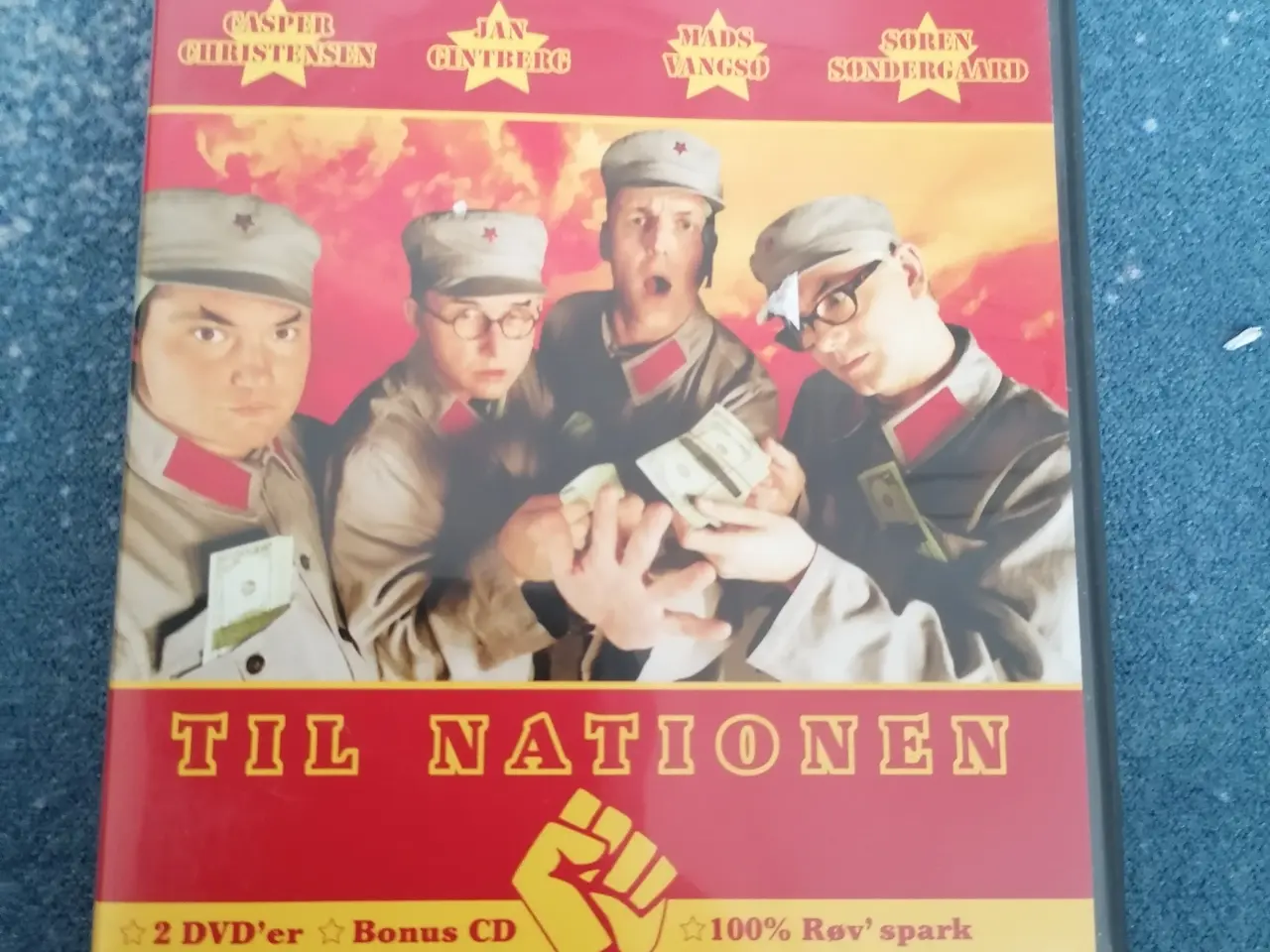 Billede 1 - Tæskeholdet - Til Nationen