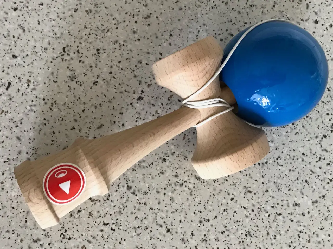 Billede 1 - KENDAMA - som ny