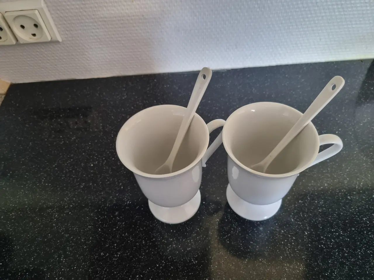 Billede 2 - Kaffekrus med fod 