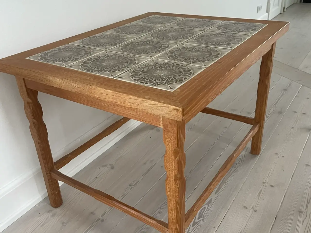 Billede 1 - Sofabord med fliser