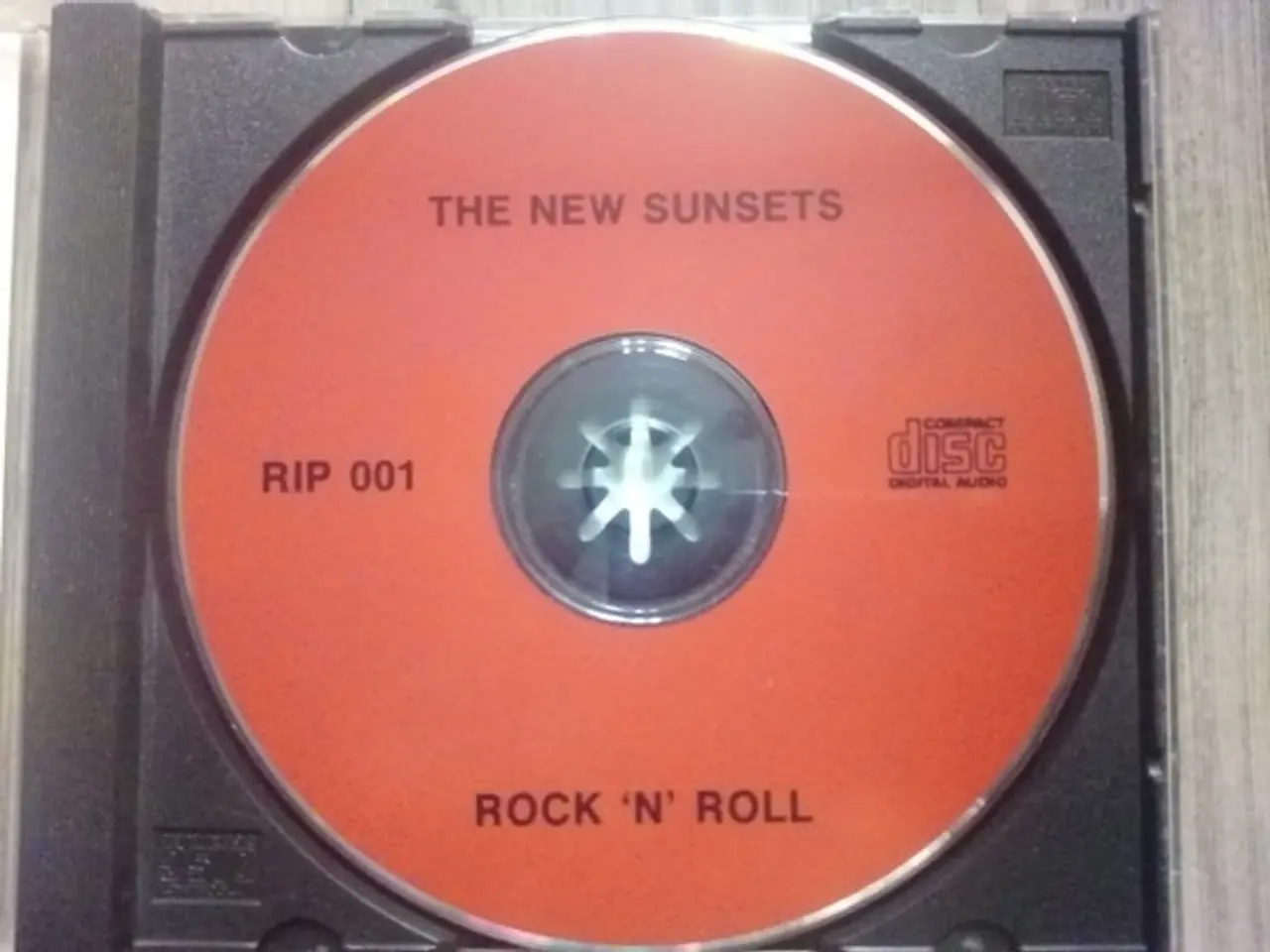 Billede 3 - The New Sunsets – Rock 'N' Roll – CD