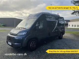 2025 - McLouis Menfys Van S-Line 7 Active Campervan 5,99 M med 5. S. sele pladser / sovepladser