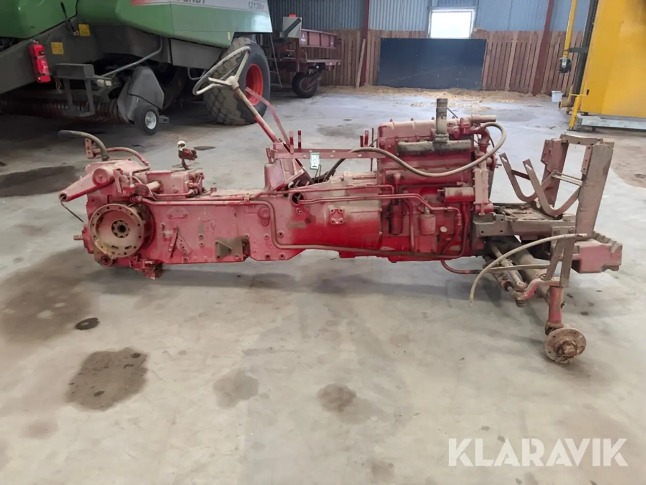 Billede 6 - Veterantraktor IH 844S med reservedele
