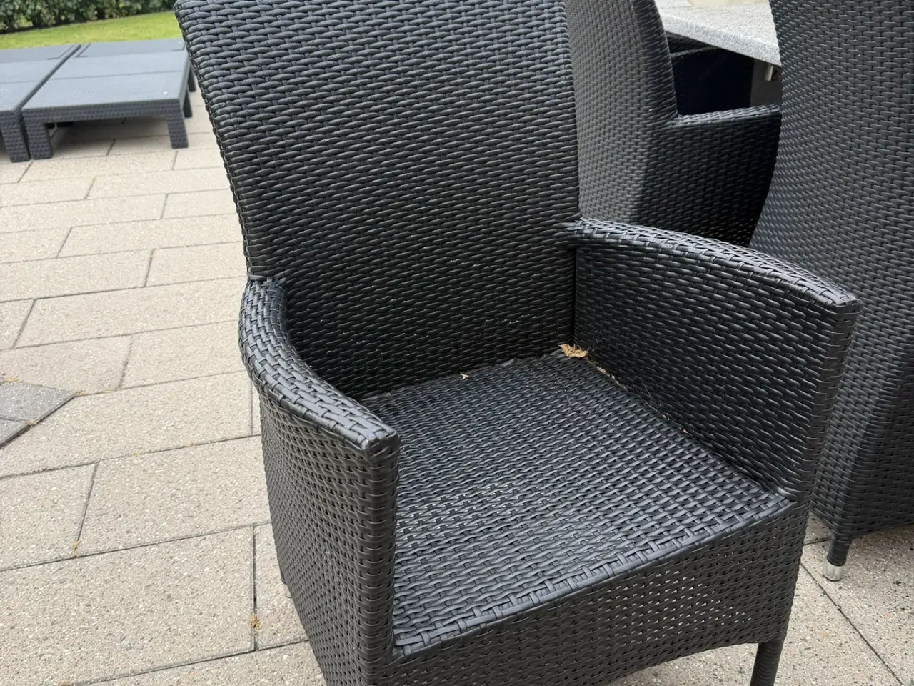 Billede 4 - Granithaveborde(e) med stole