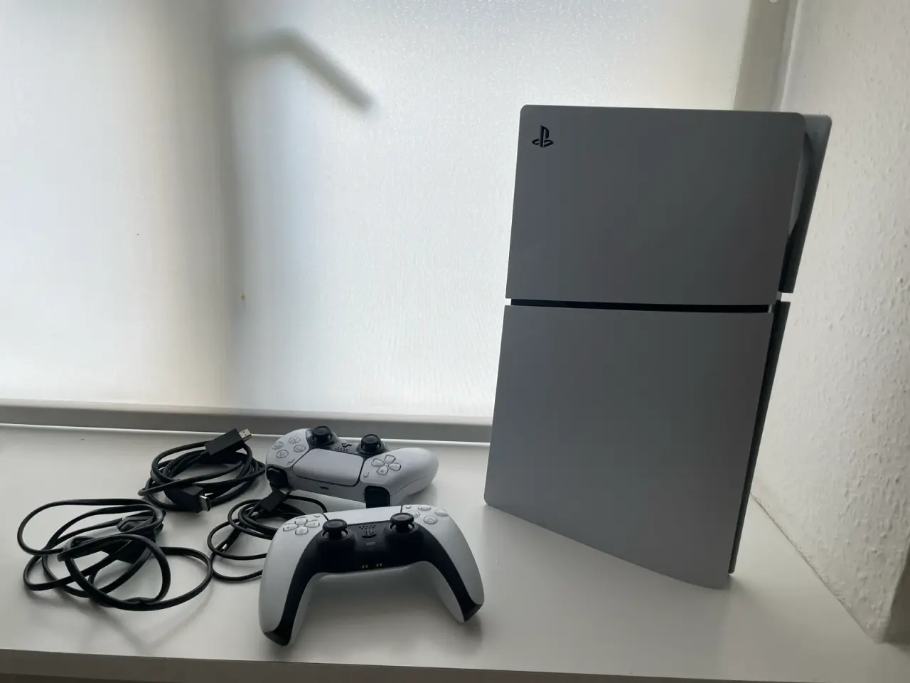 Billede 1 - Playstation slim digital
