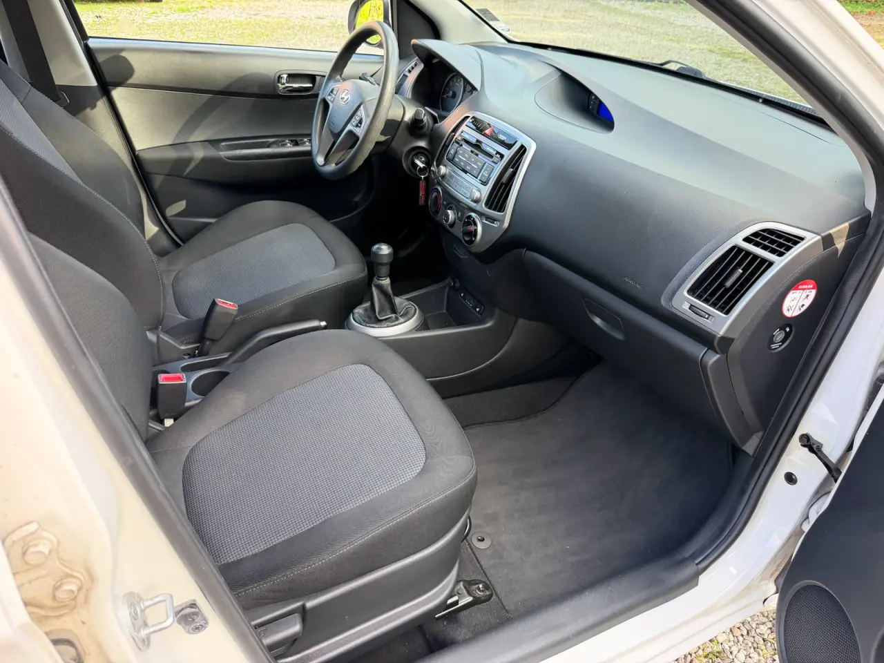 Billede 5 - Pæn og velholdt Hyundai i20
