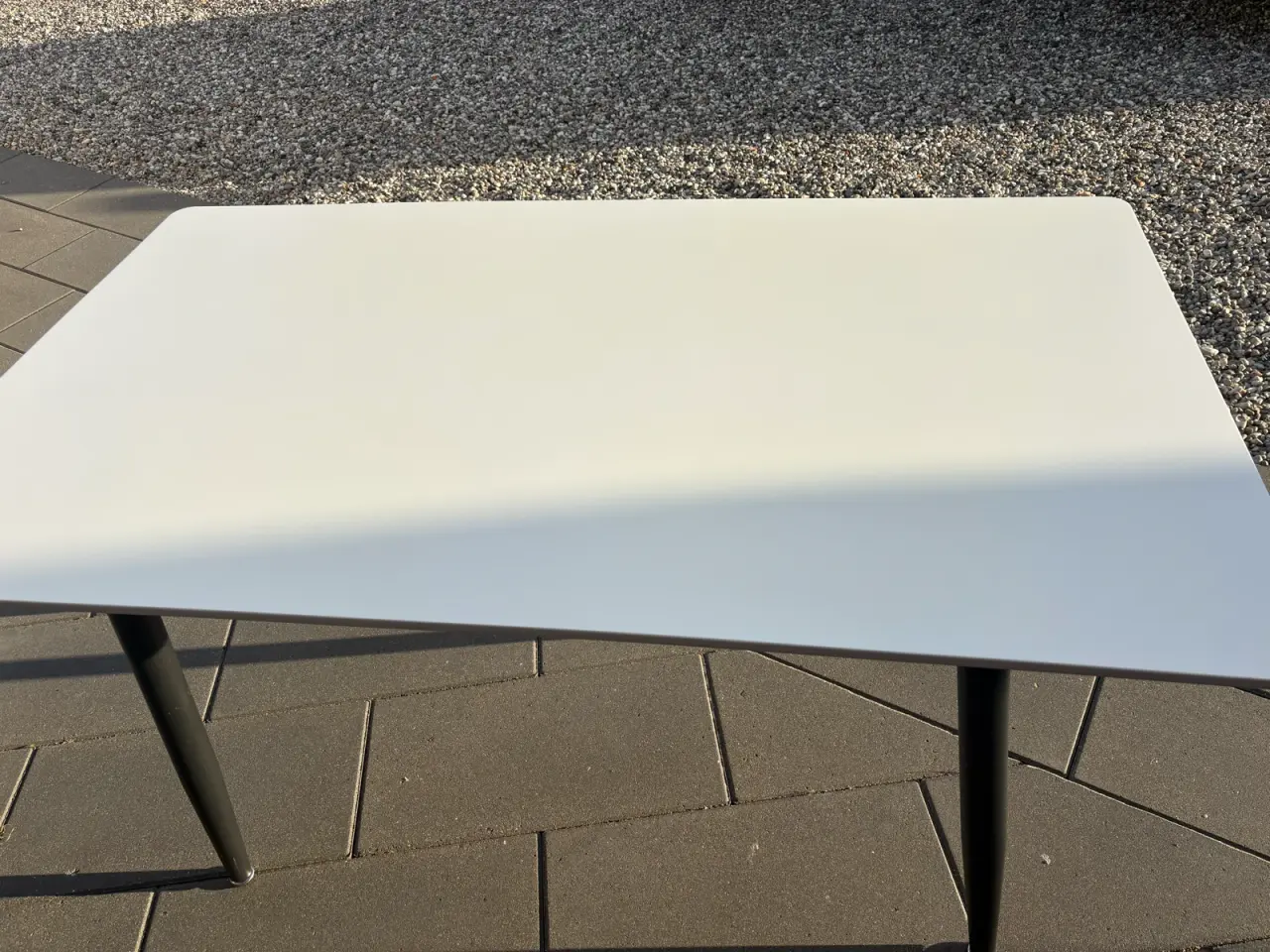 Billede 2 - Lille spisebord