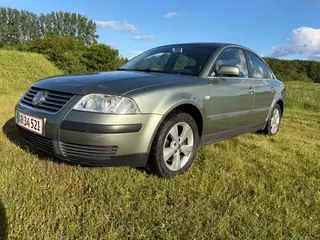Velholdt VW Passat 2.0 Limousine – Kun 160.277 km 