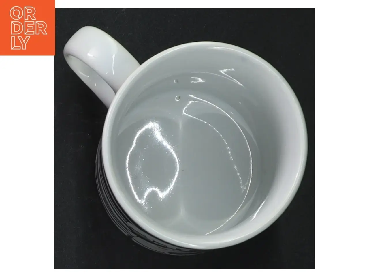 Billede 4 - Porcelænskrus med grafisk design (str. H. 9,5 cm)
