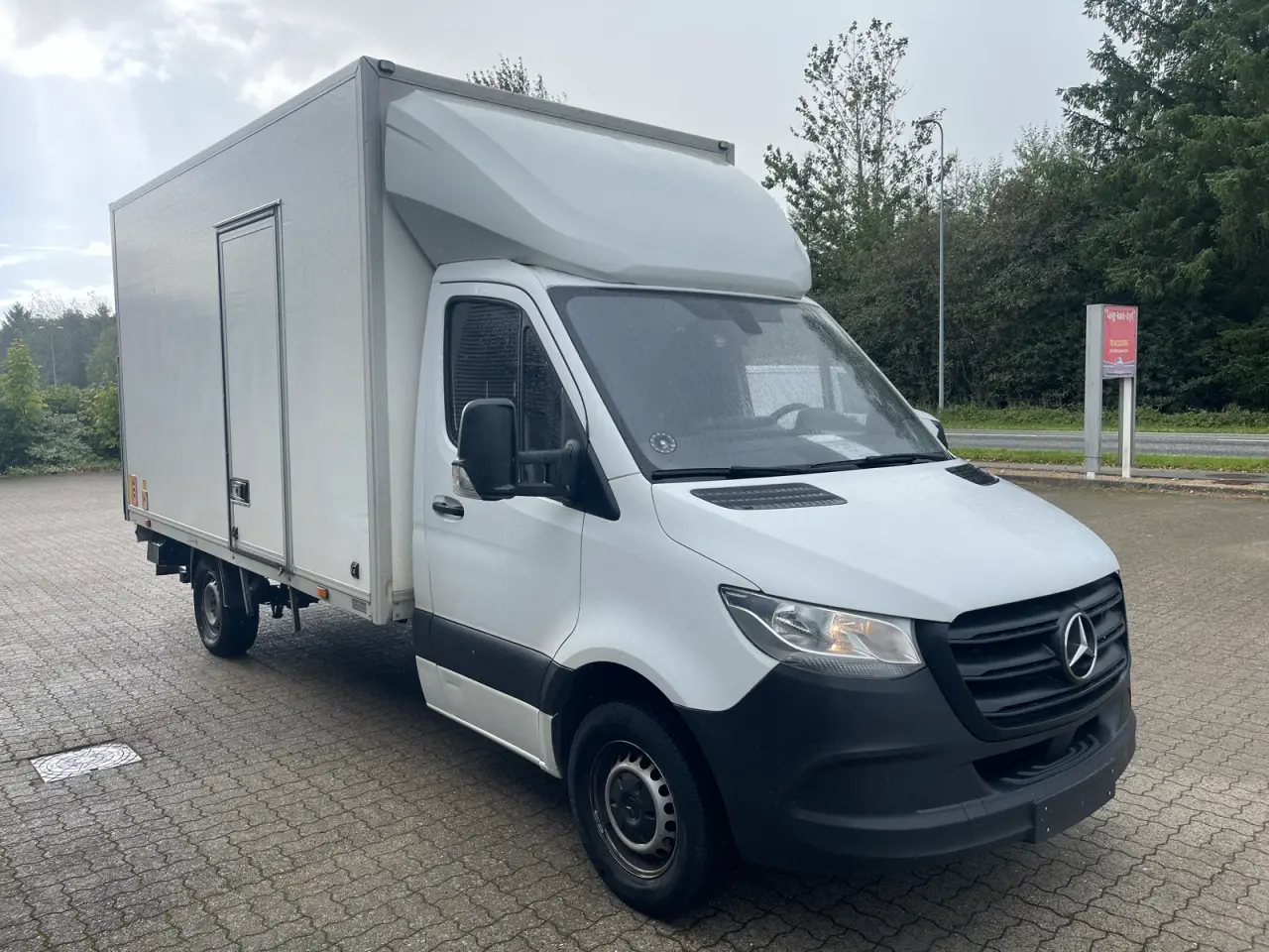 Billede 1 - Mercedes sprinter 2.2diesel alukasse med lift
