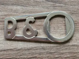 B&O oplukker