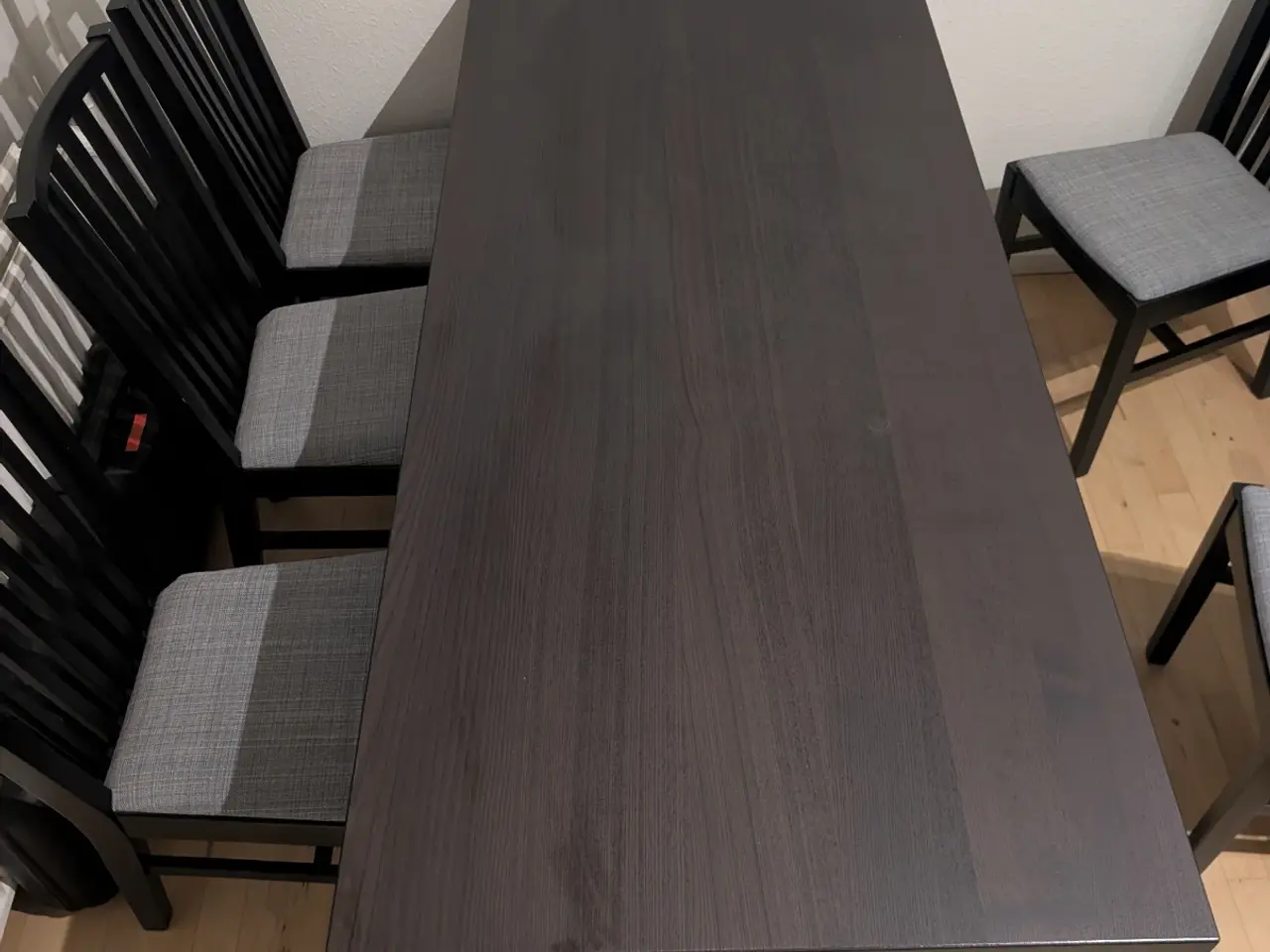 Billede 3 - Spisebord med stole