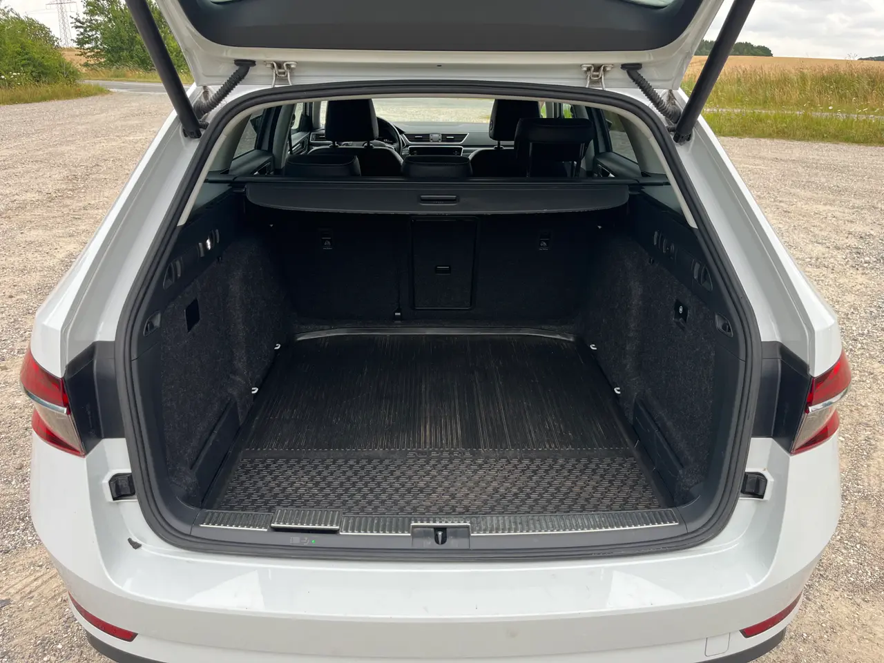 Billede 5 - Skoda Superb 1,5 TSi 150 Business Executive Combi DSG
