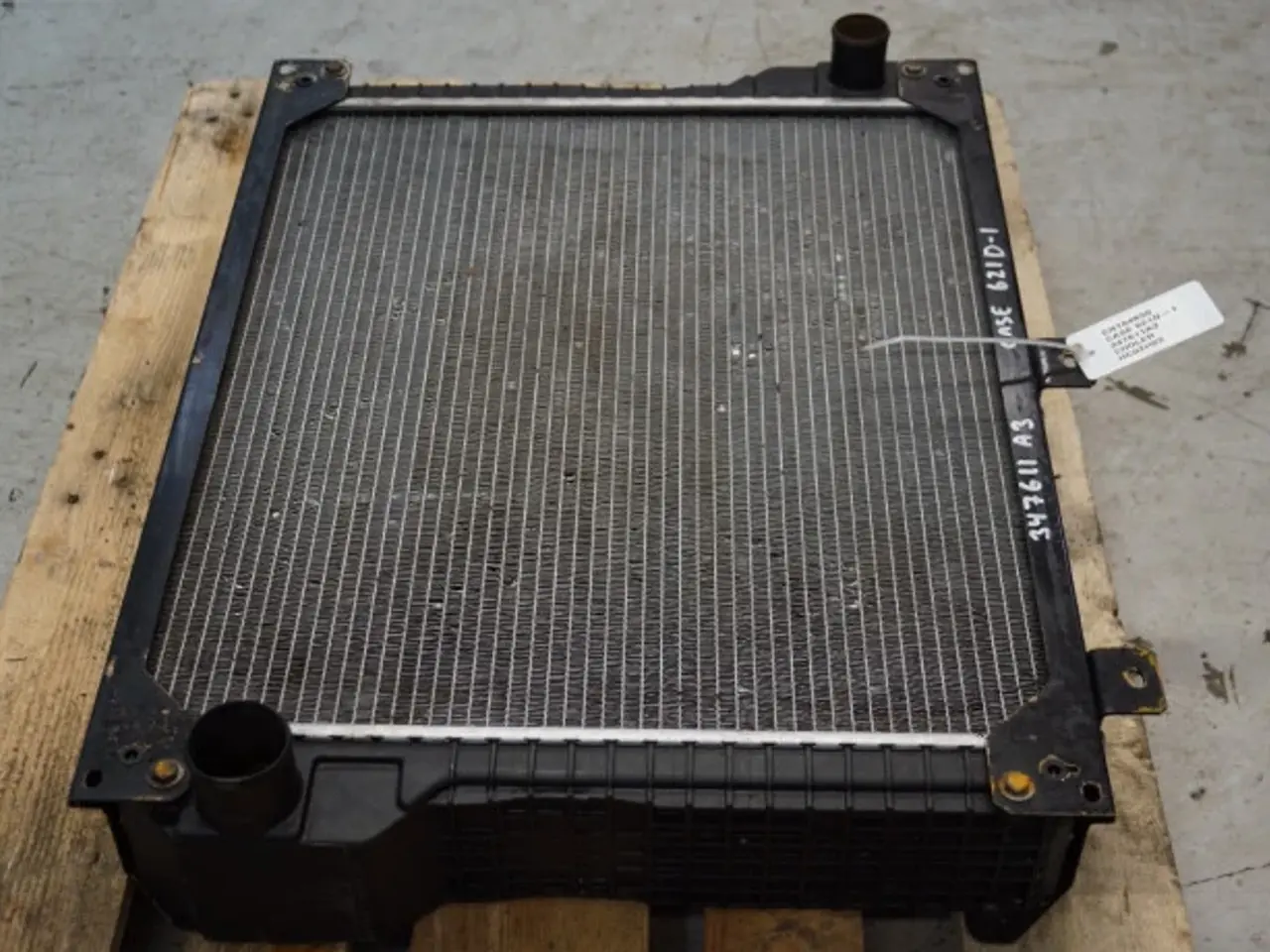 Billede 1 - Case 621D Køler 347611A3
