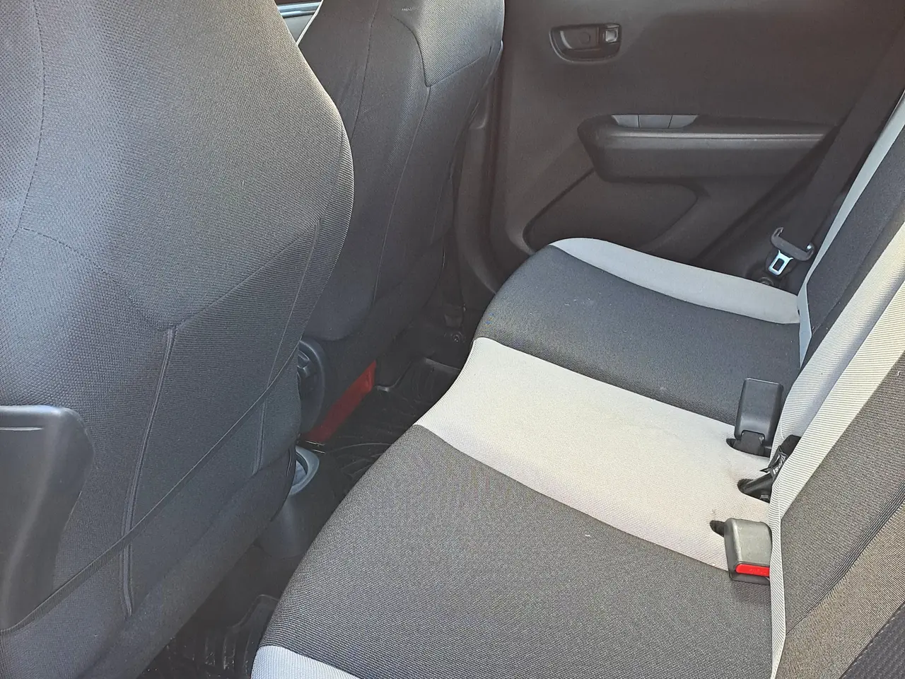 Billede 8 - Toyota Aygo 1.0, VVT-I X-play Årg. 2015 (LAV KM)