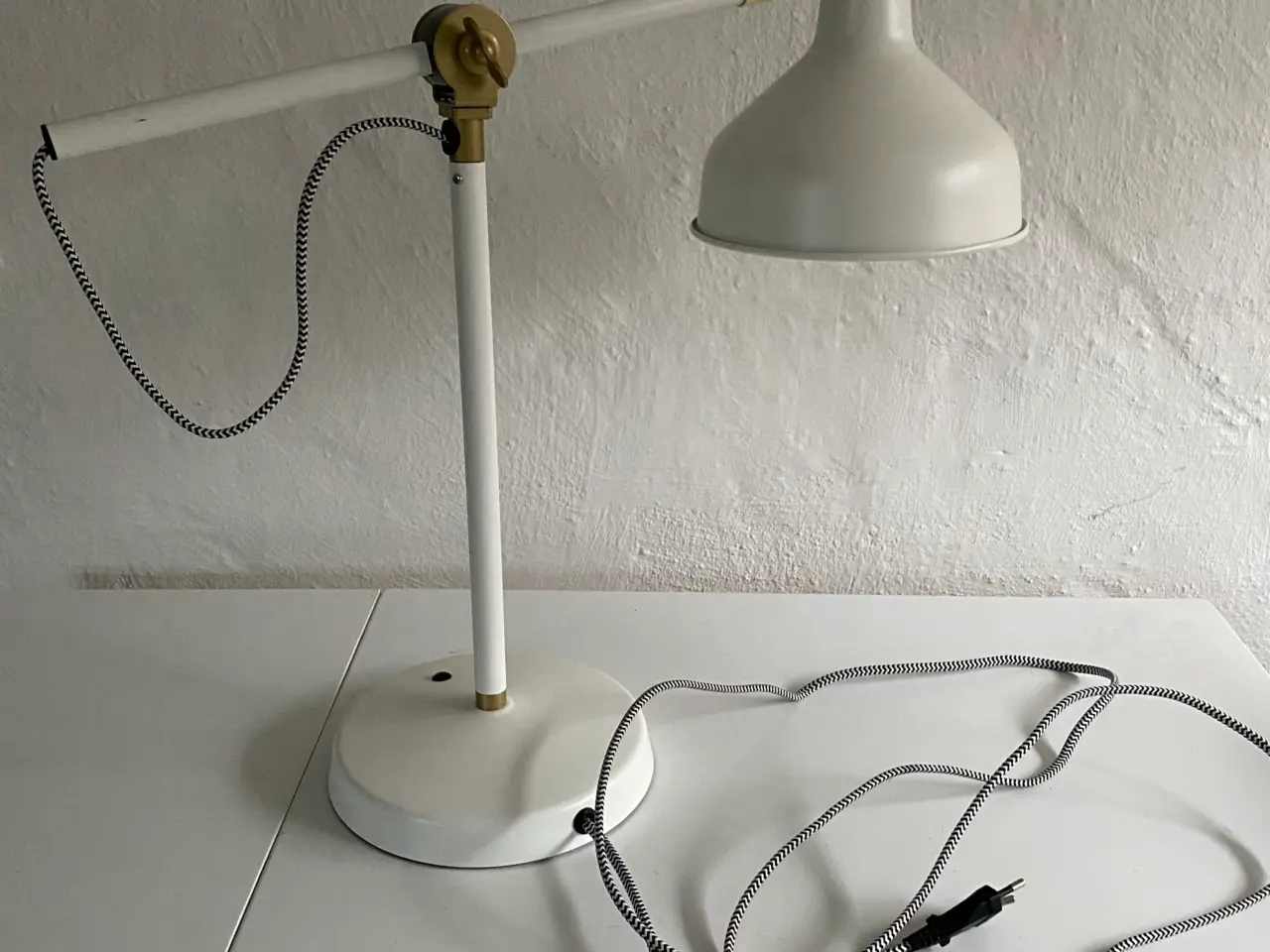 Billede 2 - Råhvid Bordlampe
