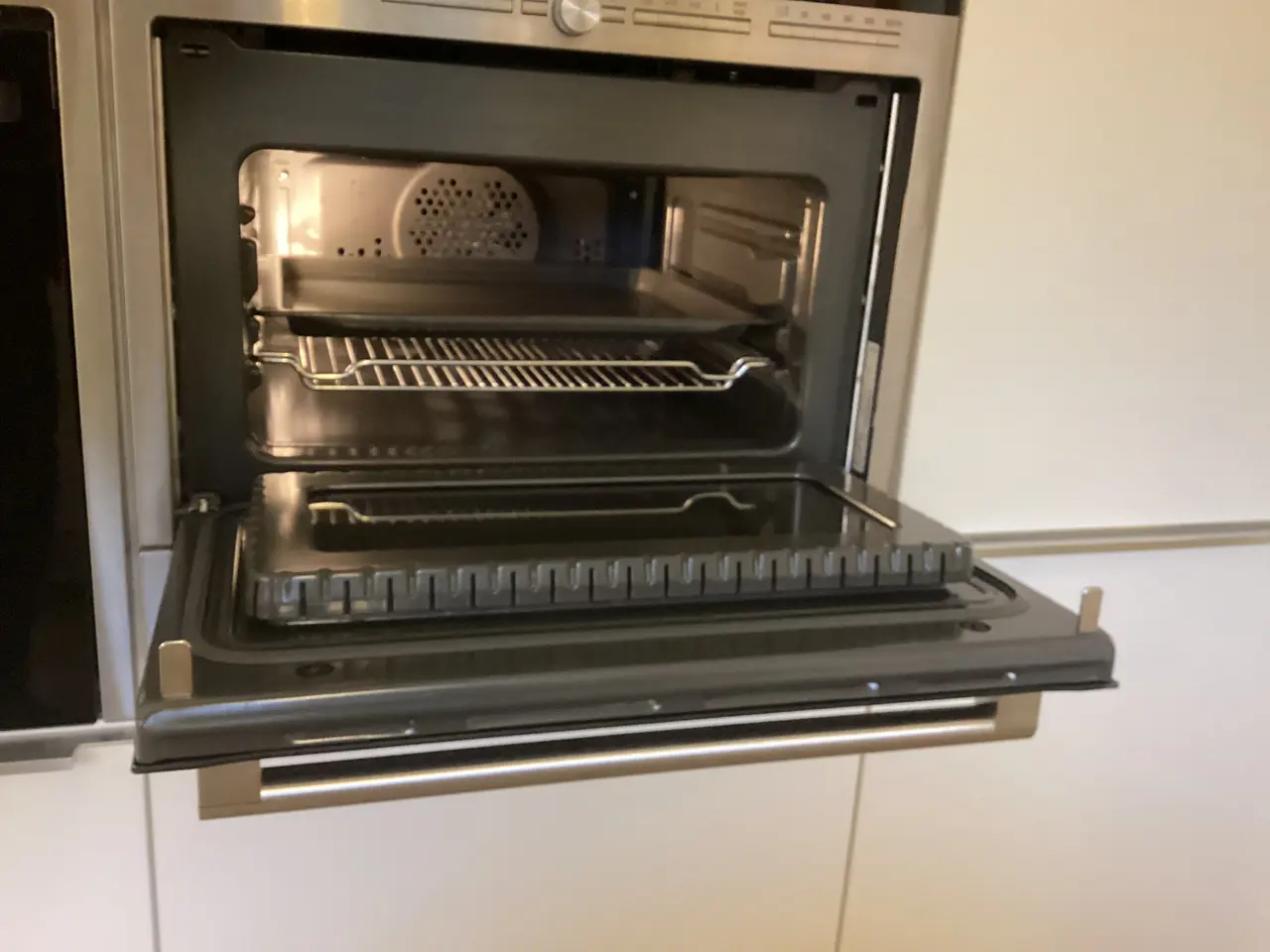 Billede 2 - Kompakt ovn med mikrobølger