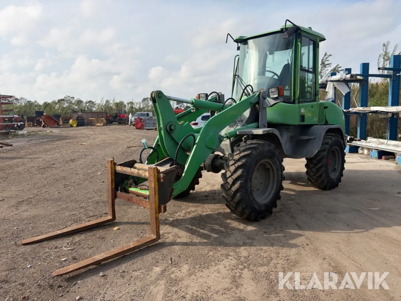 Billede 1 - Gummiged Volvo L30B-Z/X med Pallegafler