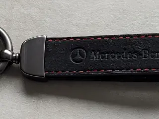 Mercedes nøglering