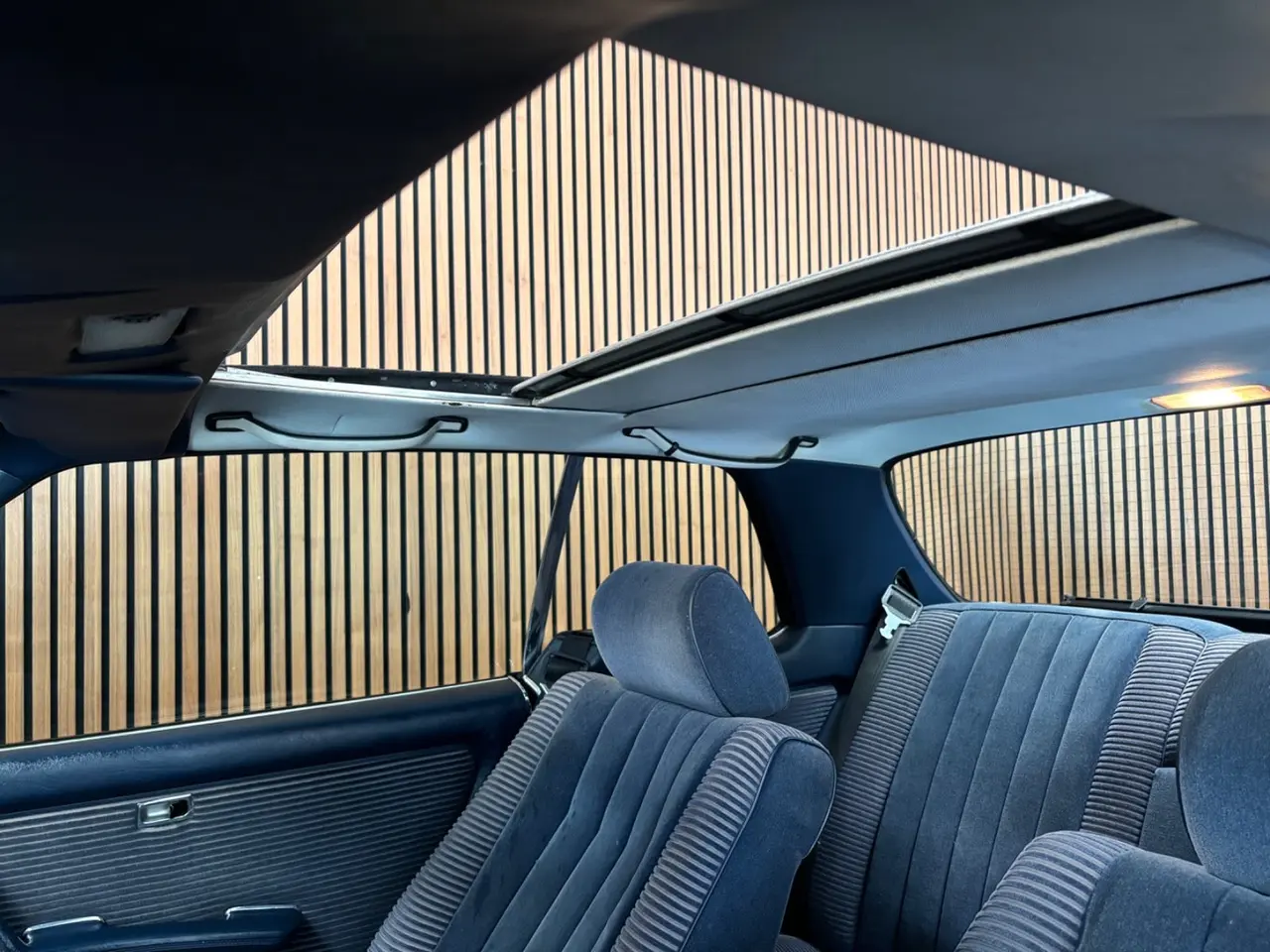 Billede 8 - Mercedes 230 CE 2,3 Coupé aut.