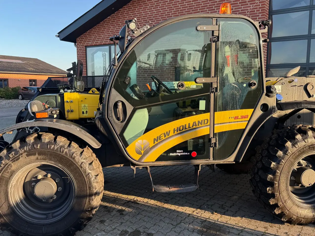 Billede 2 - New Holland TH6.32