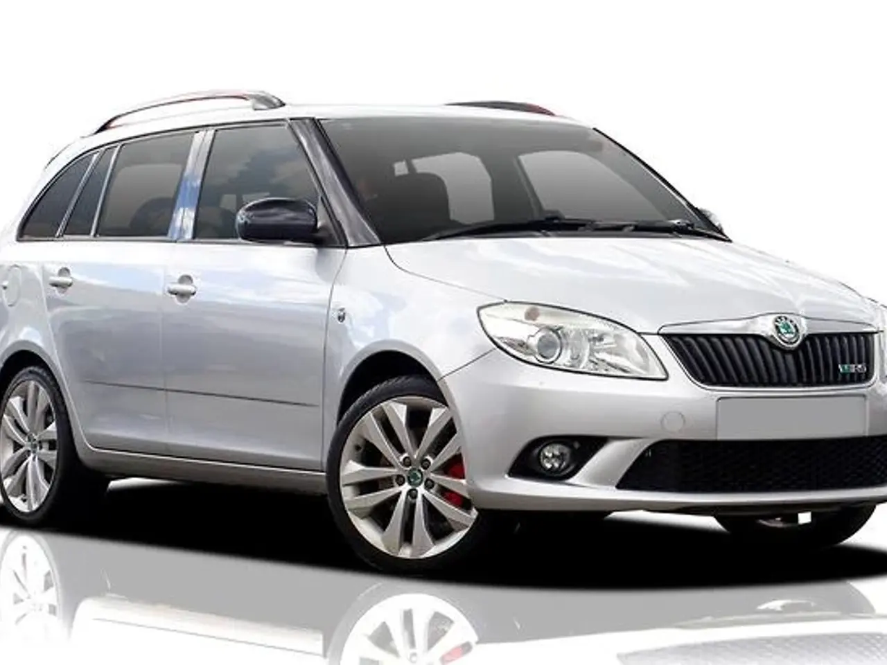 Billede 1 - Skoda fabia 1.2 / 1.4 TDI årg 2010 og frem søges