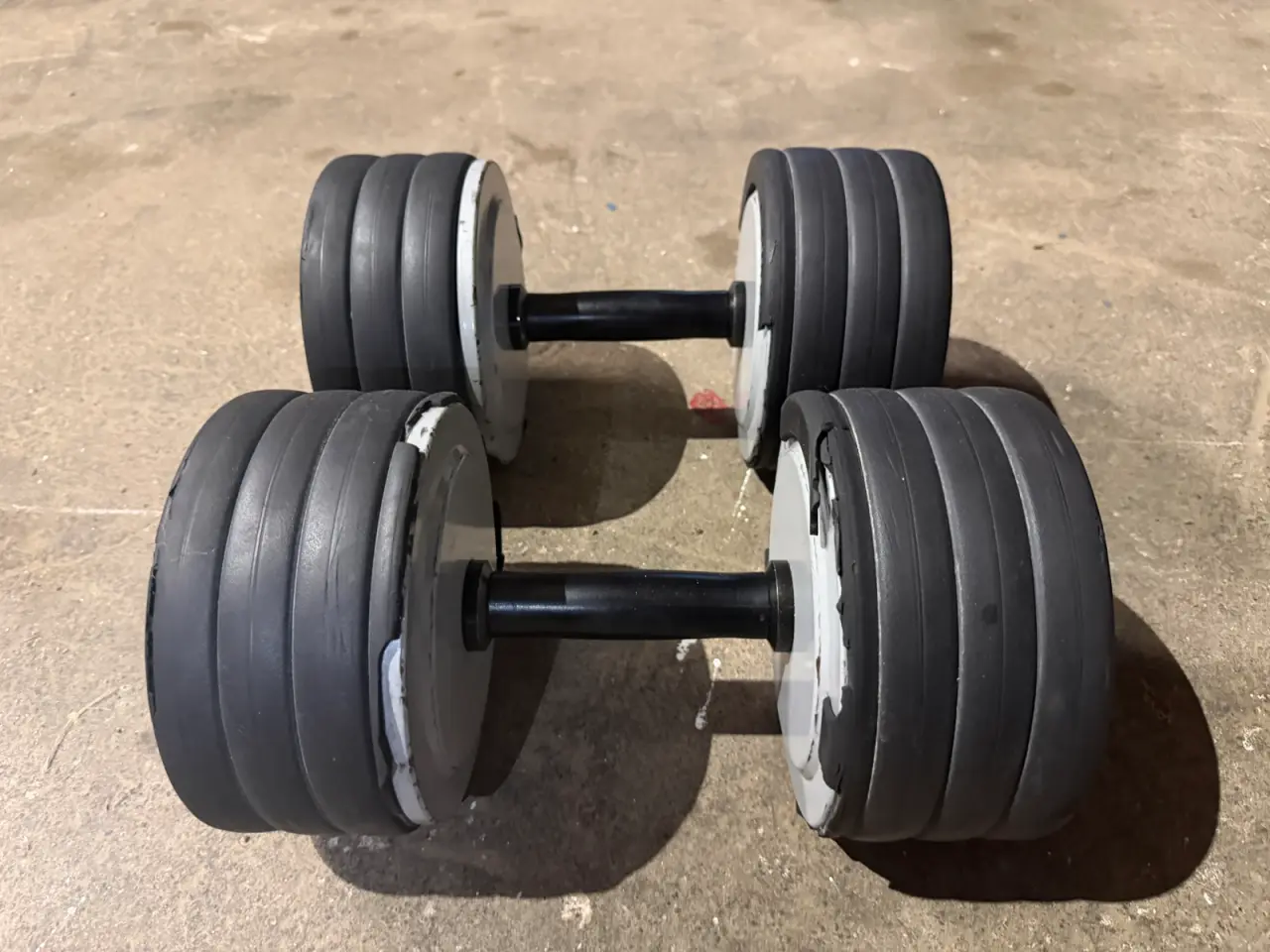 Billede 2 - Technogym klassisk håndvægtsæt (2 x 30 kg.)