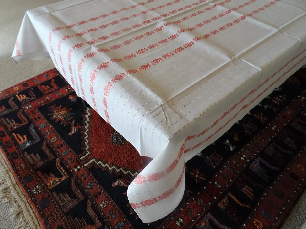 Billede 1 - NY Borddug str. 130 x 320 cm.