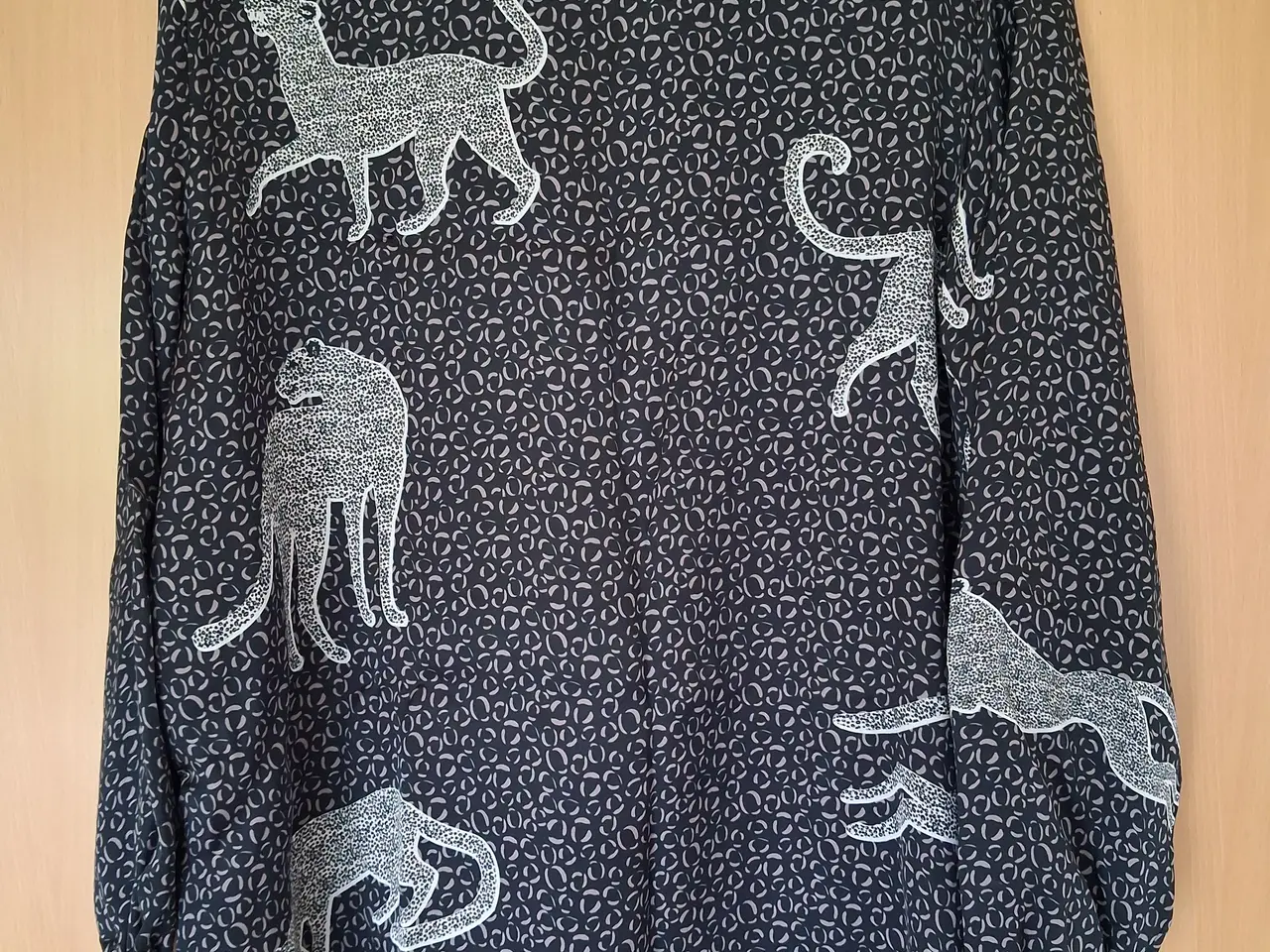Billede 7 - Bukser og skjortebluse