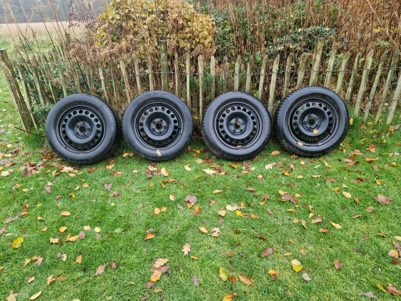 Billede 1 - Continental vinterdæk med fælge 205/60 R16
