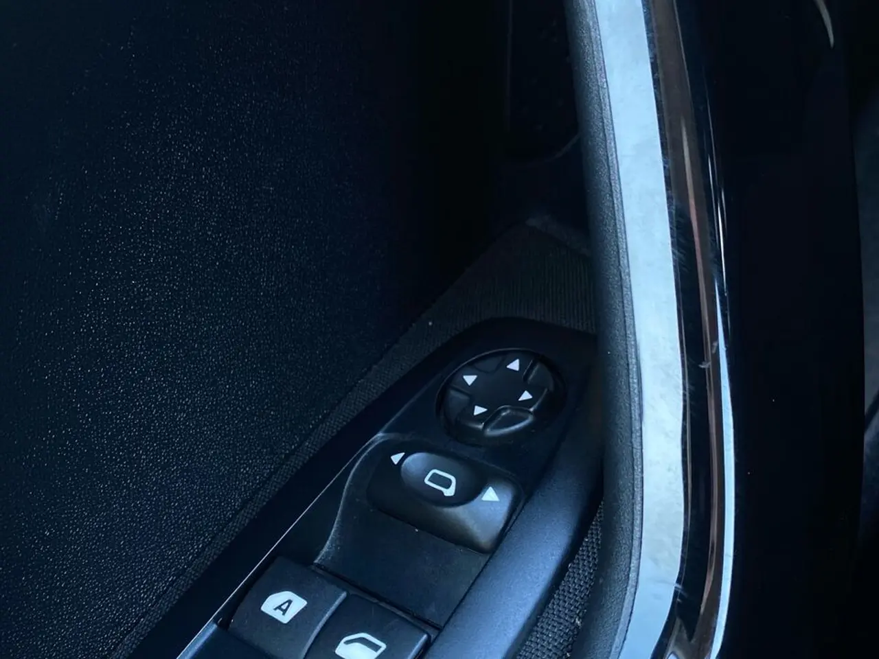 Billede 15 - Peugeot 208 1,2 VTi Chili Plus 82HK 5d