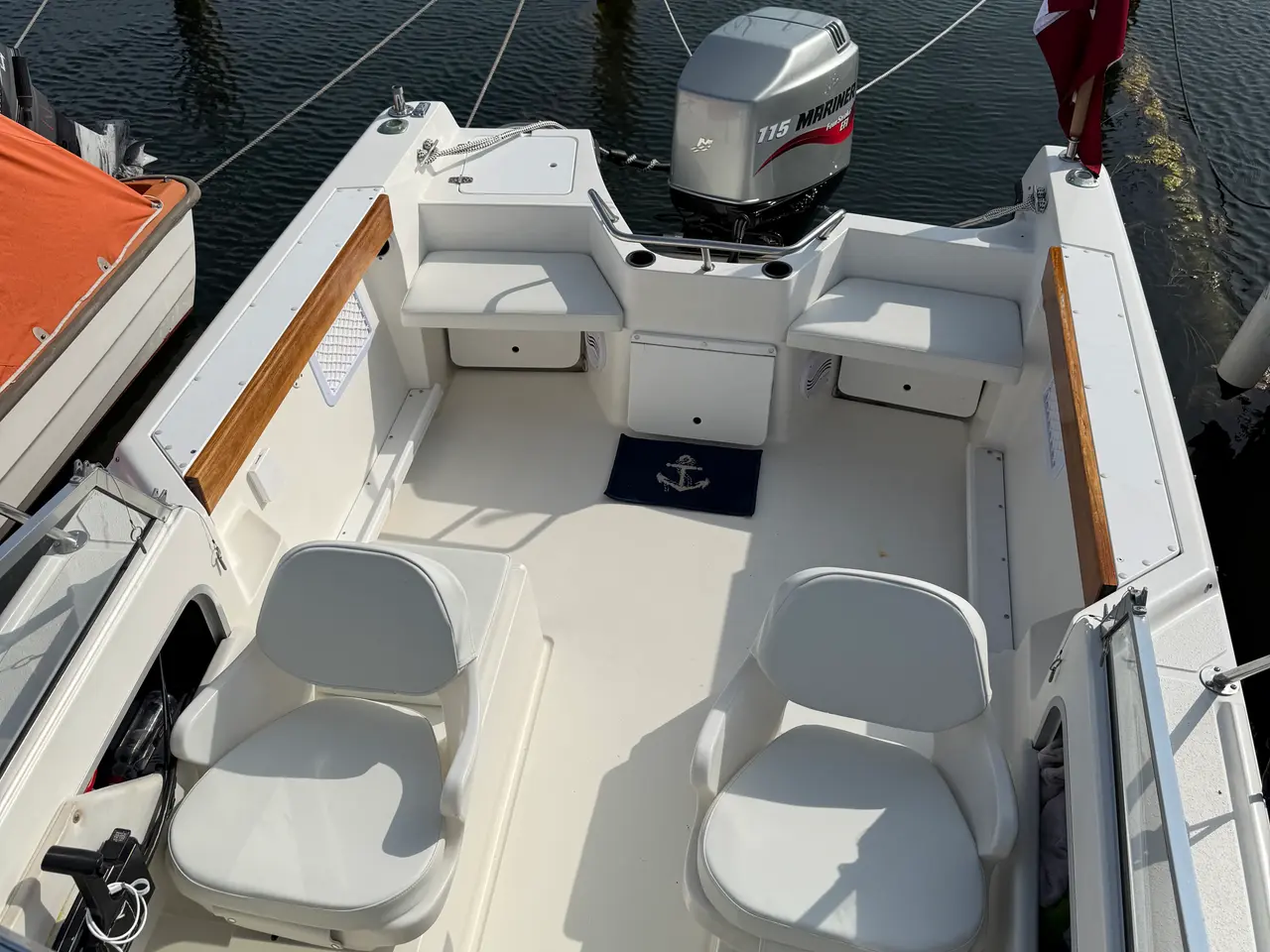 Billede 5 - Champion 542 Explorer, med 115 HK 4 takt og traile