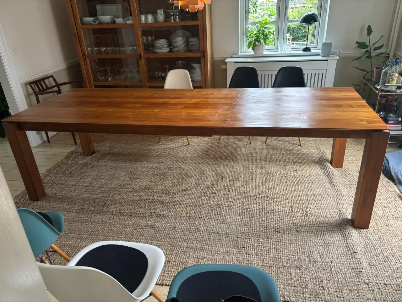 Billede 4 - Teaktræs spisebord
