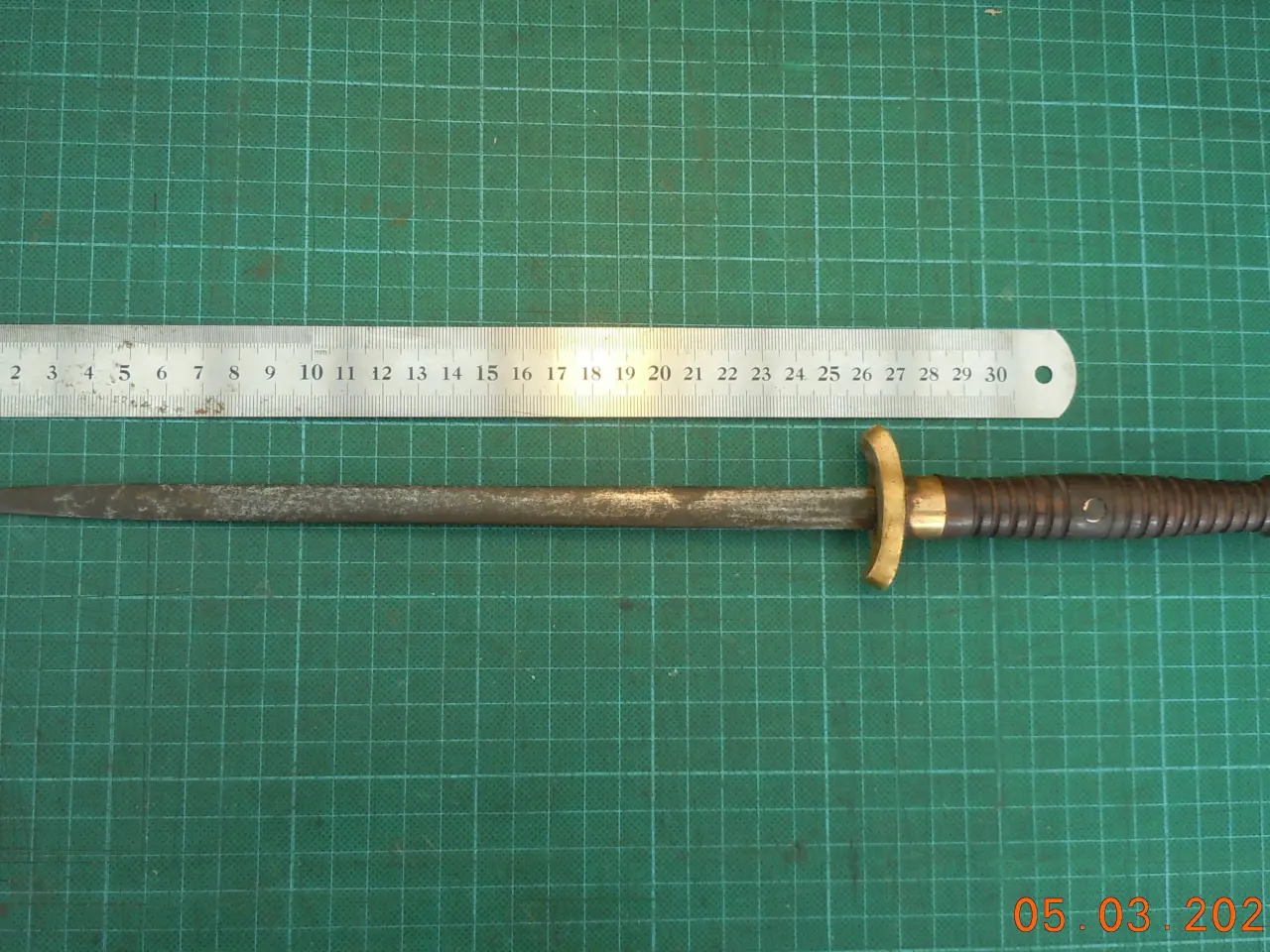 Billede 9 - Stilet / Dolk med rosentræsskæfte 39 cm lang.